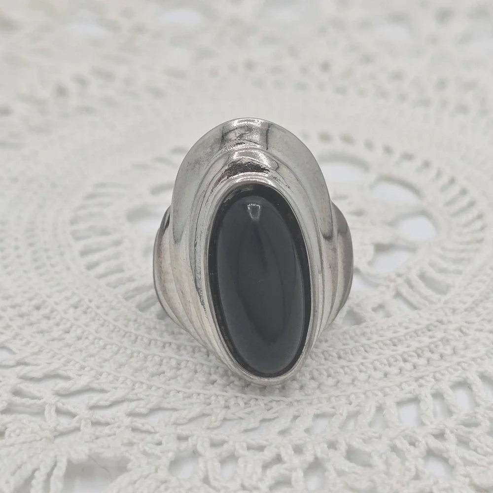 Vintage Ring Large Statement Oval Domed Pyramid Black Silver 18KGE